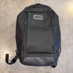 YETI Crossroads 27L black Backpack Travel School Mens Carry on Bag
